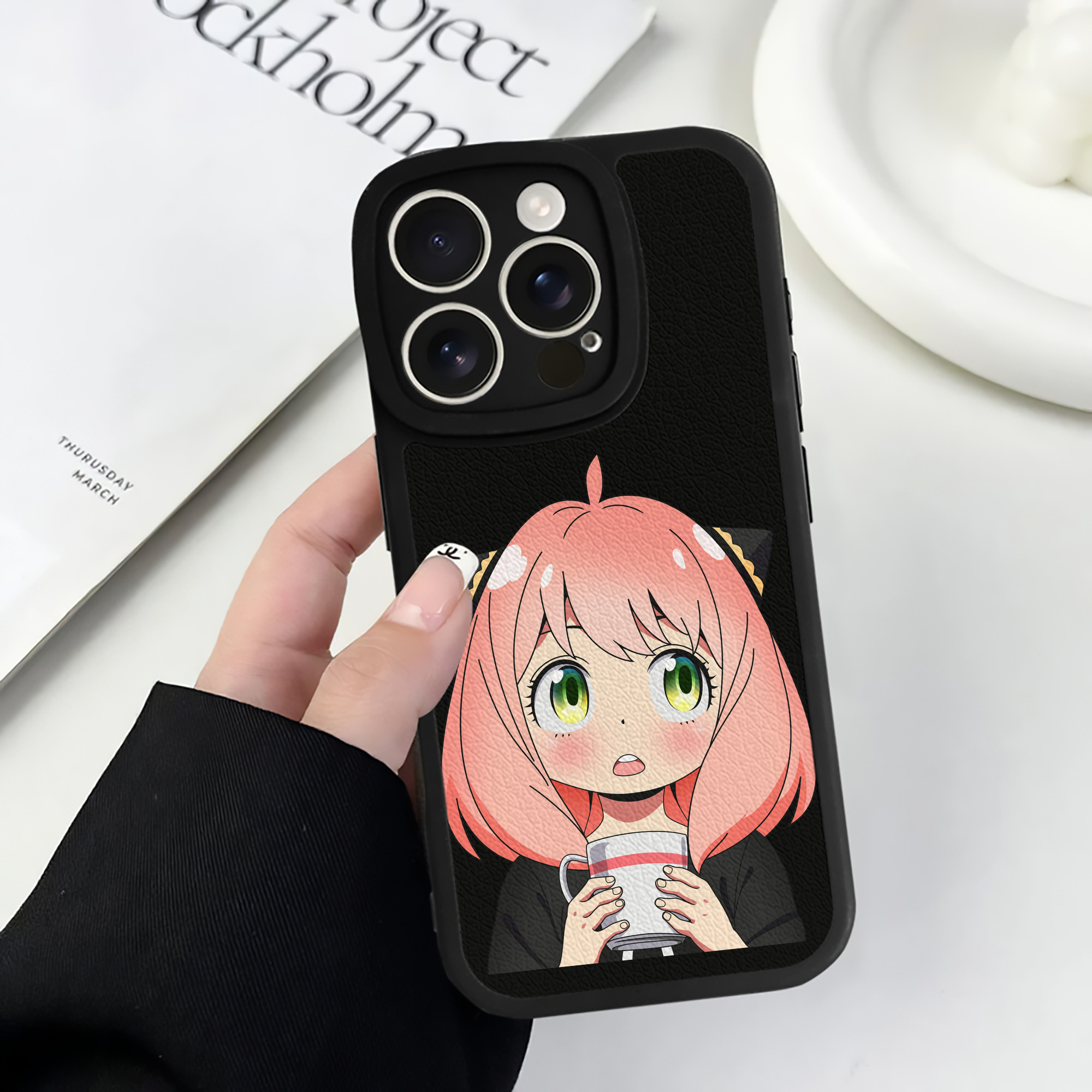 （画像用） SPY×FAMILY间谍家家酒 【iPhone 16シリーズ対応】シリコンスマホケース（レザー調） 材質：シリコン